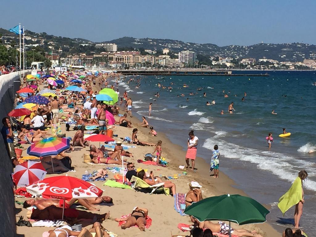 Dionysos Vue Mer Cannes Exterior photo